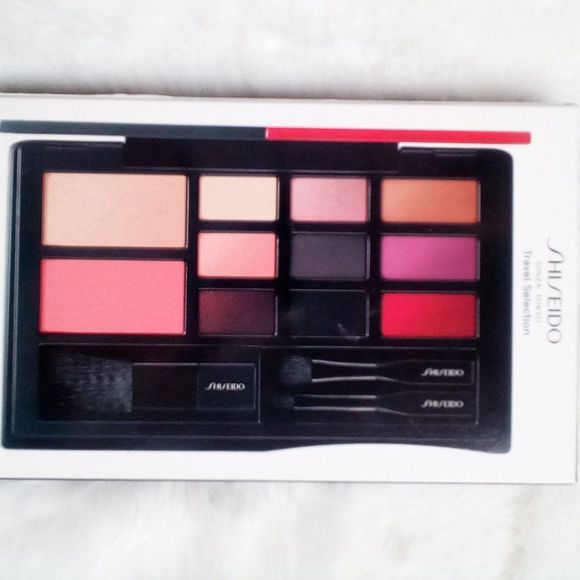 SHISEIDO Ginza Tokyo Travel Light Makeup - NEW